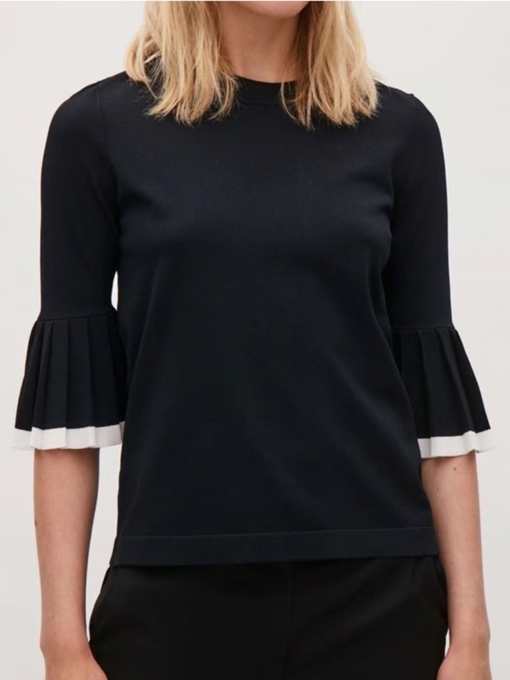 COS Top with Bell Pleated Half Sleeves White Trim Size Small
